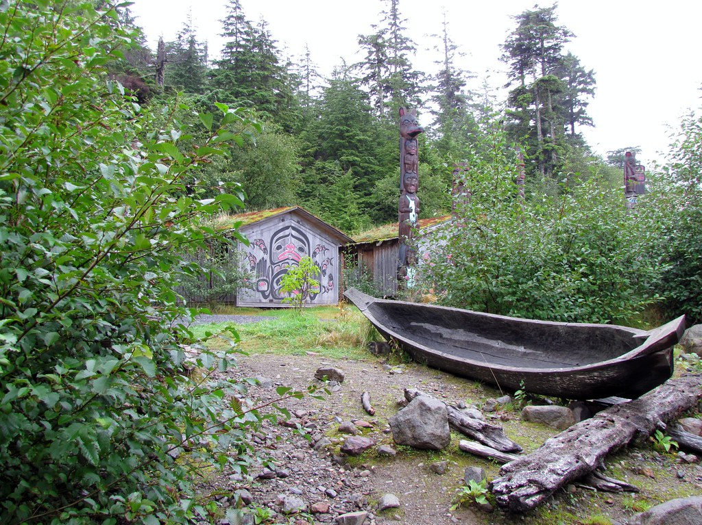 Potlatch Park A private recreation of a native village in … Flickr