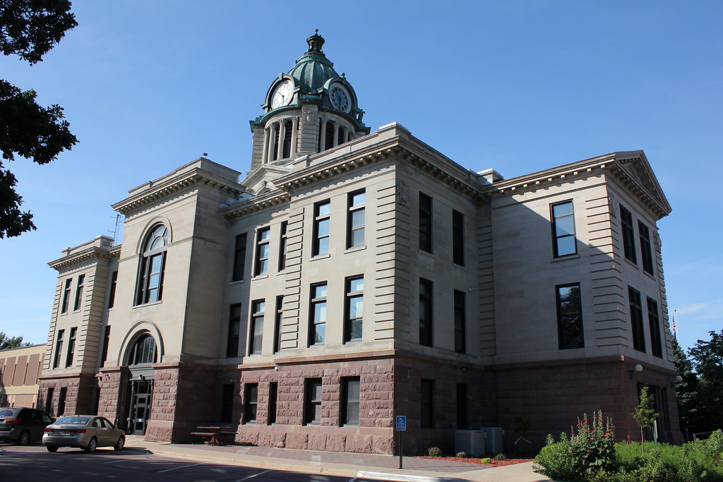 Martin County Courthouse Fairmont, MN Tom McLaughlin Flickr