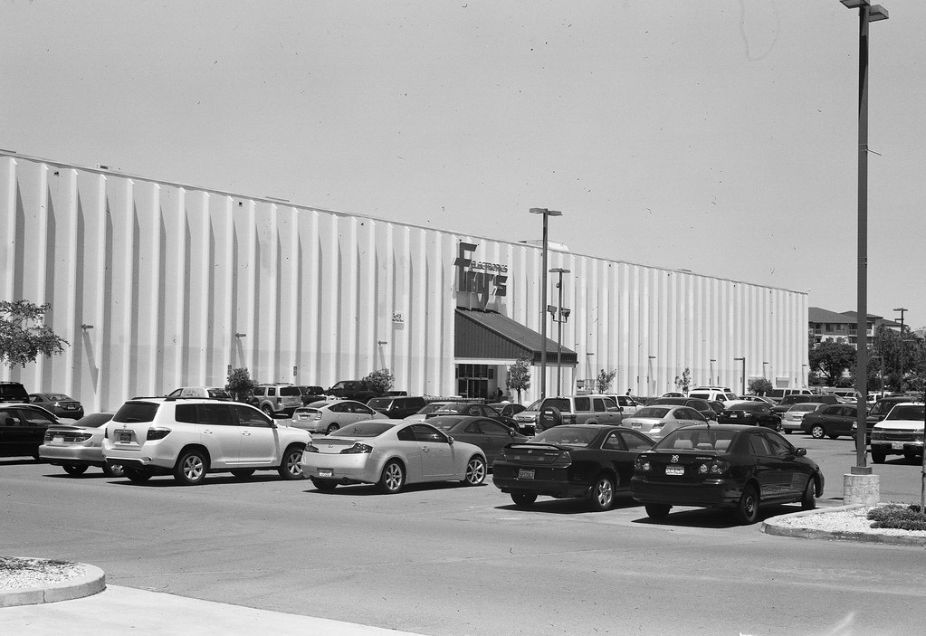 Frys Electronics Concord An overview of the Fry's Electron… Flickr