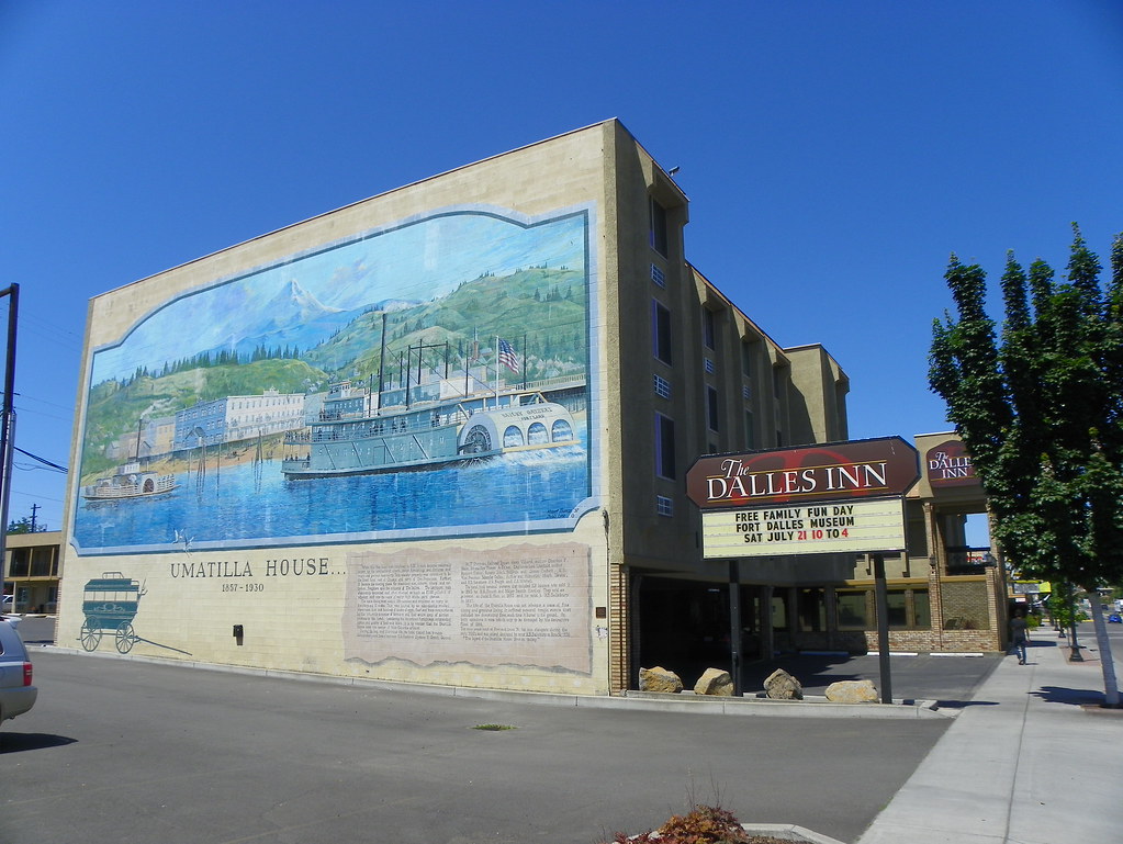 The Dalles Inn The Dalles, Wasco County, Oregon J. Stephen Conn