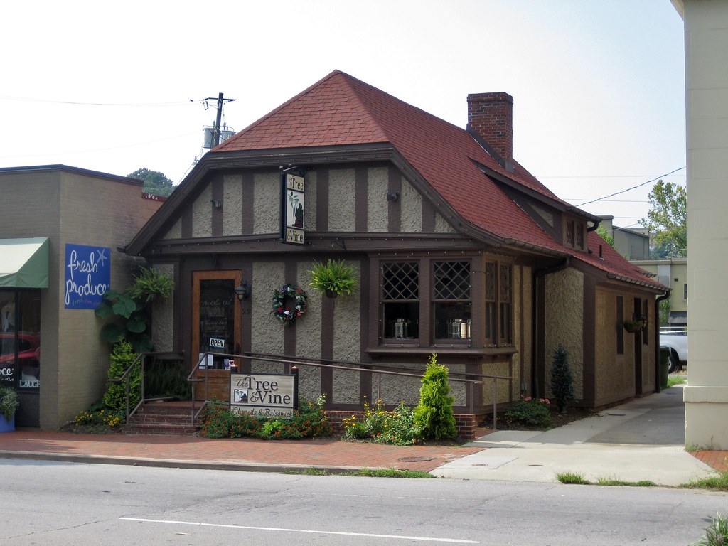 Biltmore Shoe Store The Biltmore Shoe Store in Asheville, … Flickr