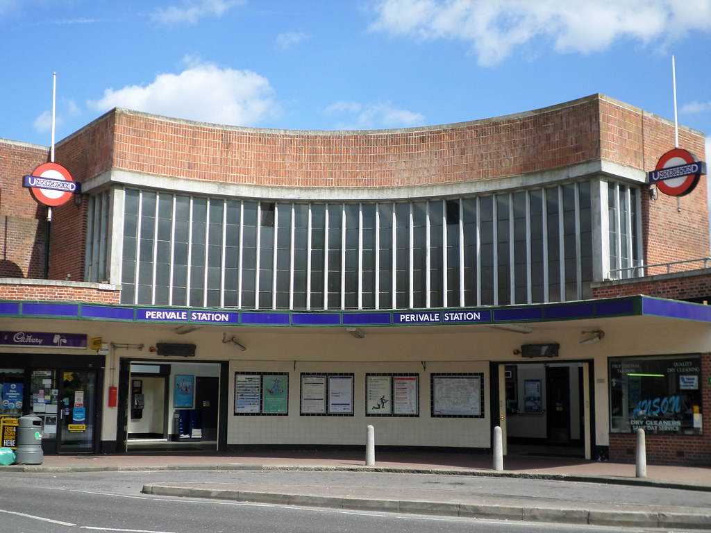 SAM_1832 Perivale tube station Robin Clark Flickr