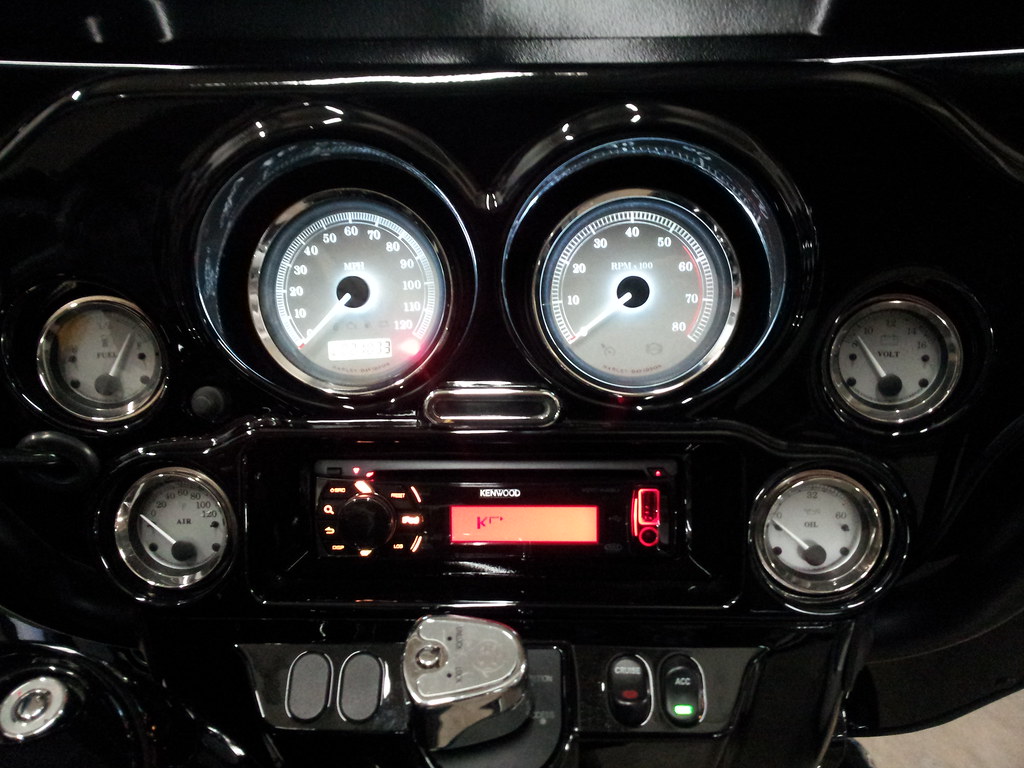 20120423_195244 Harley davidson sound system Transonic Montclair Transonic Montclair Flickr