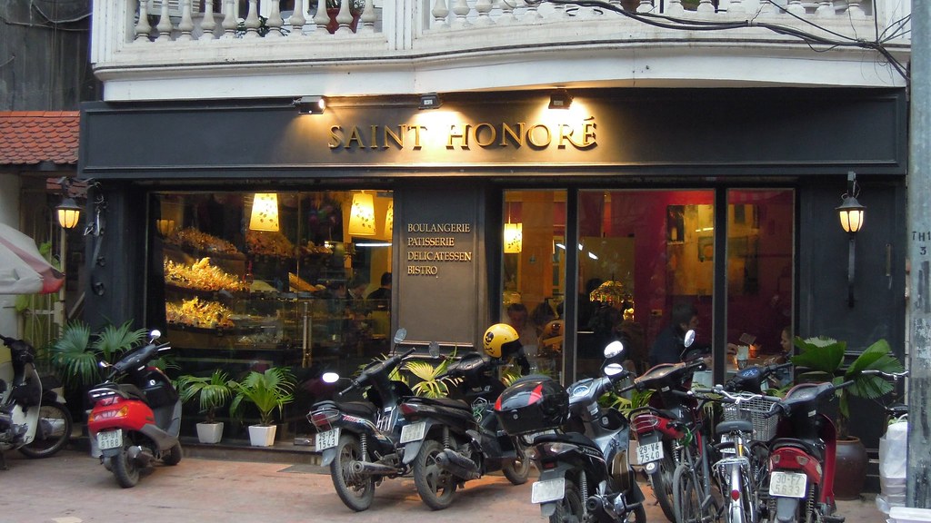 Saint Honore, Xuan Dieu St, Tây Hồ, Hanoi Tây Hồ is an urb… Flickr