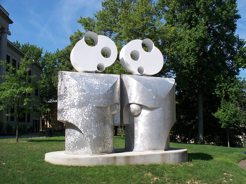 OH Kent Sculpture 5 Contemporary sculpture at Kent State… Flickr