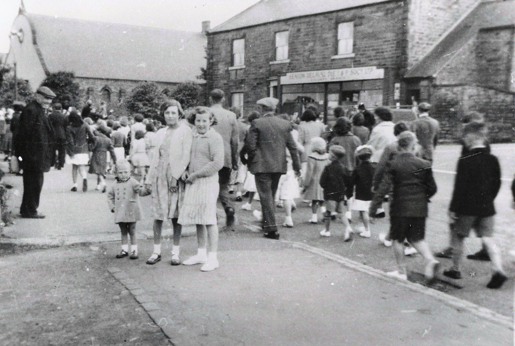 Seaton Delaval COOP in 1952 This was the colliery branch … Flickr