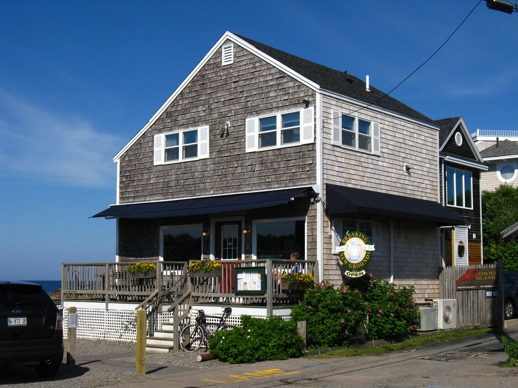 Perkins Cove, Maine Perkins Cove is a quaint little fishin… Flickr