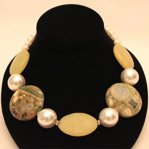 Aunt Bertha This necklace is inspired by the one who knew … Flickr