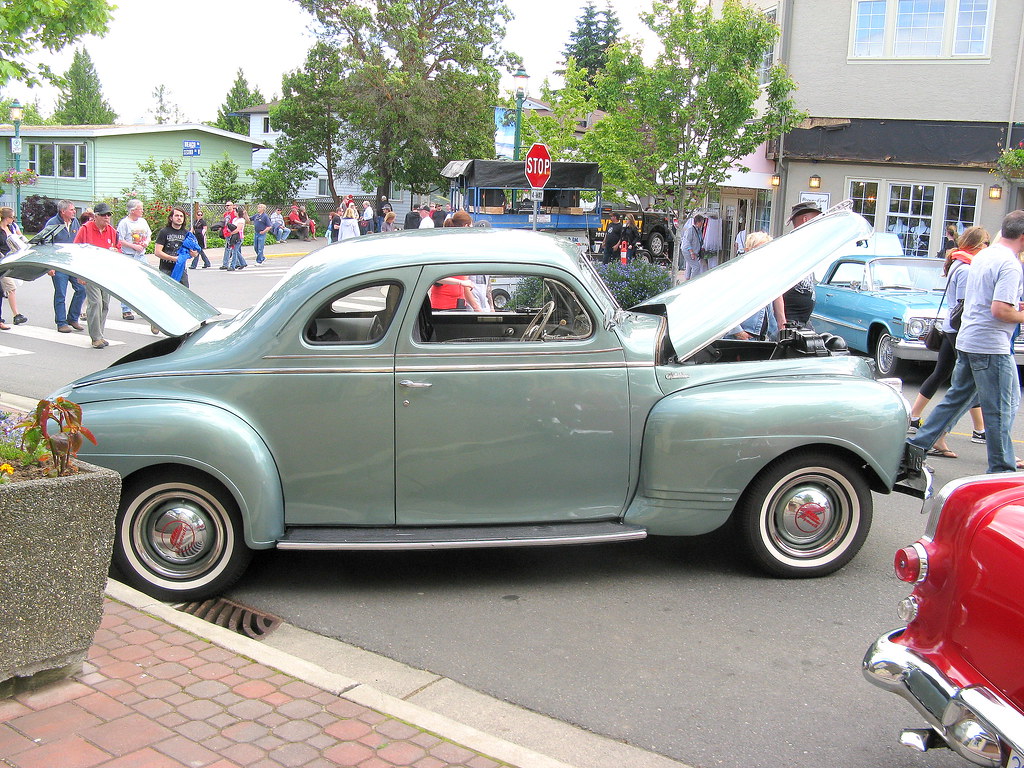 Pretty cars, Qualicum Beach, 2012 A 1941 Plymouth Coupe, t… Flickr