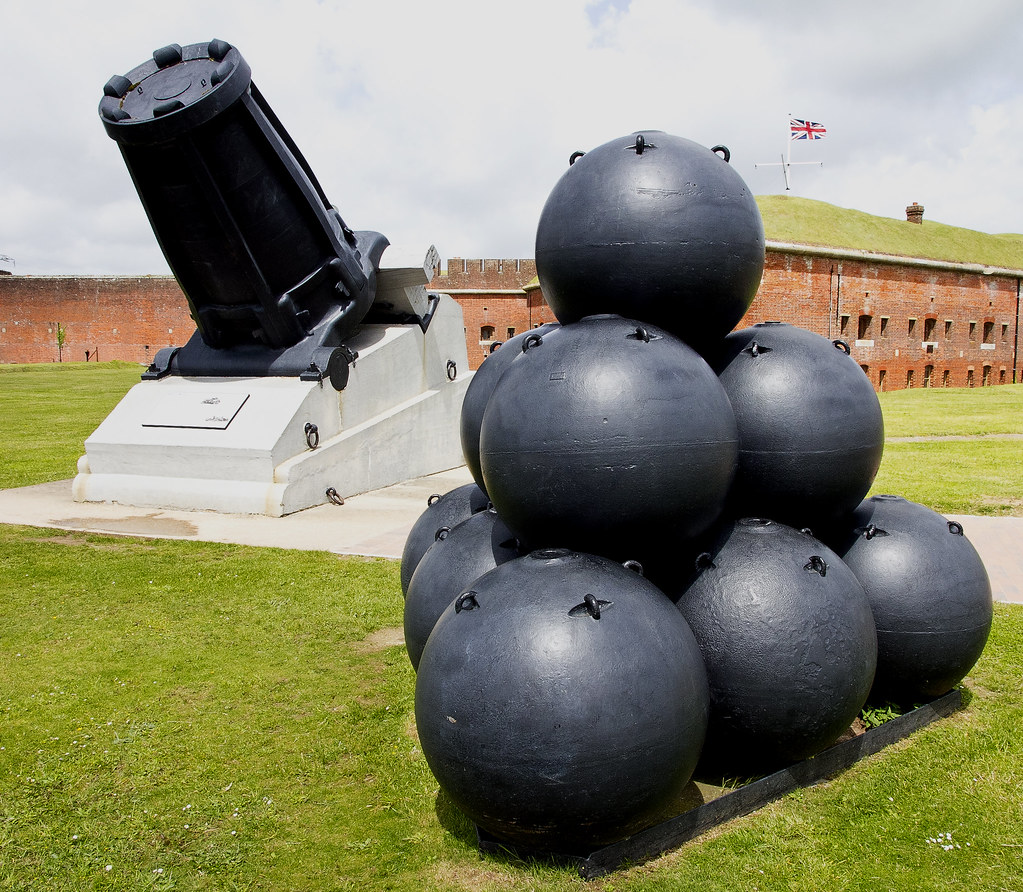 Mallet's Mortar and Bombs The largest calibre artillery ev… Flickr