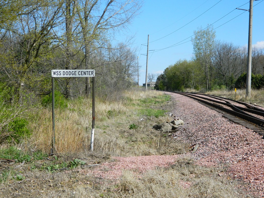 Elevation of Dodge Center, MN, USA Topographic Map Altitude Map