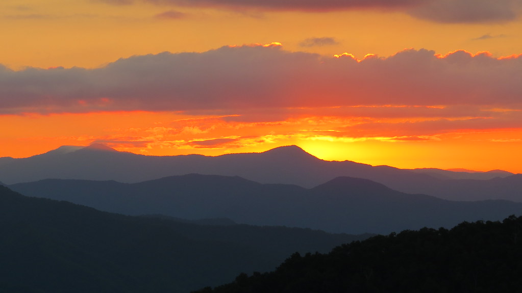 Sunset from Mt. Pisgah Mt. Pisgah, North Carolina Flickr