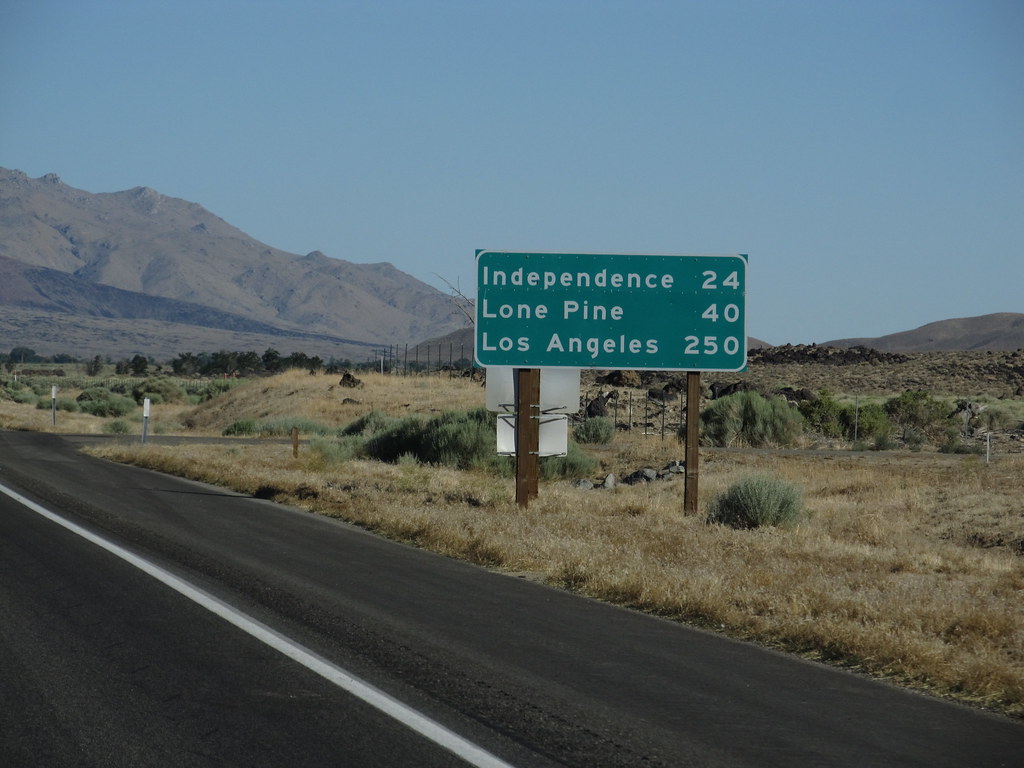 U.S. 395 Southbound Near Big Pine, California In the U.S. … Flickr