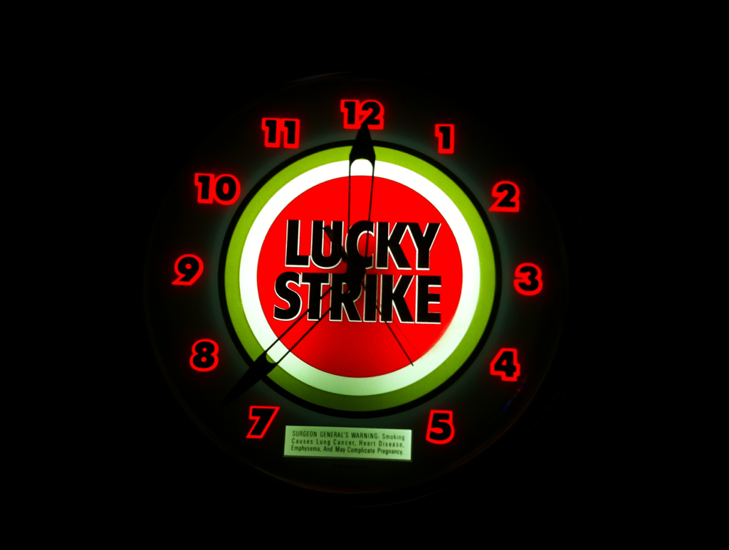 Lucky Strike Lighted Clock Neon Beer Signs and Bar Lights … Flickr