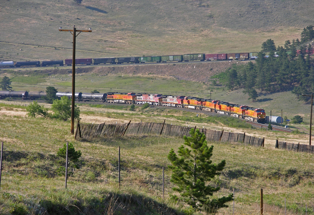 Coal Creek Crossing The EB BNSF freight is negotiating the… Flickr