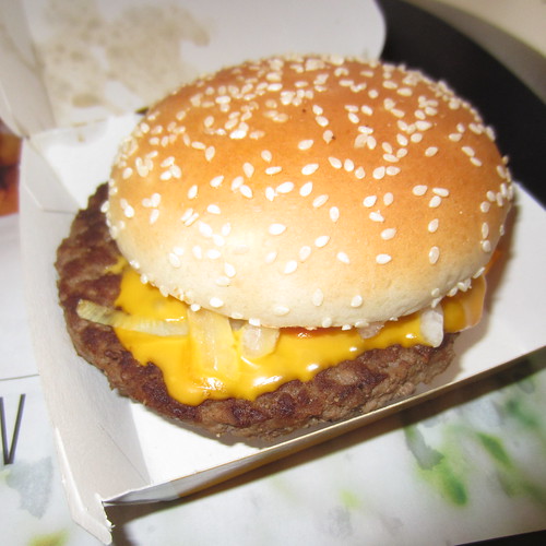 279 McDonald's Quarter Pounder with cheese Strangely we d… Flickr