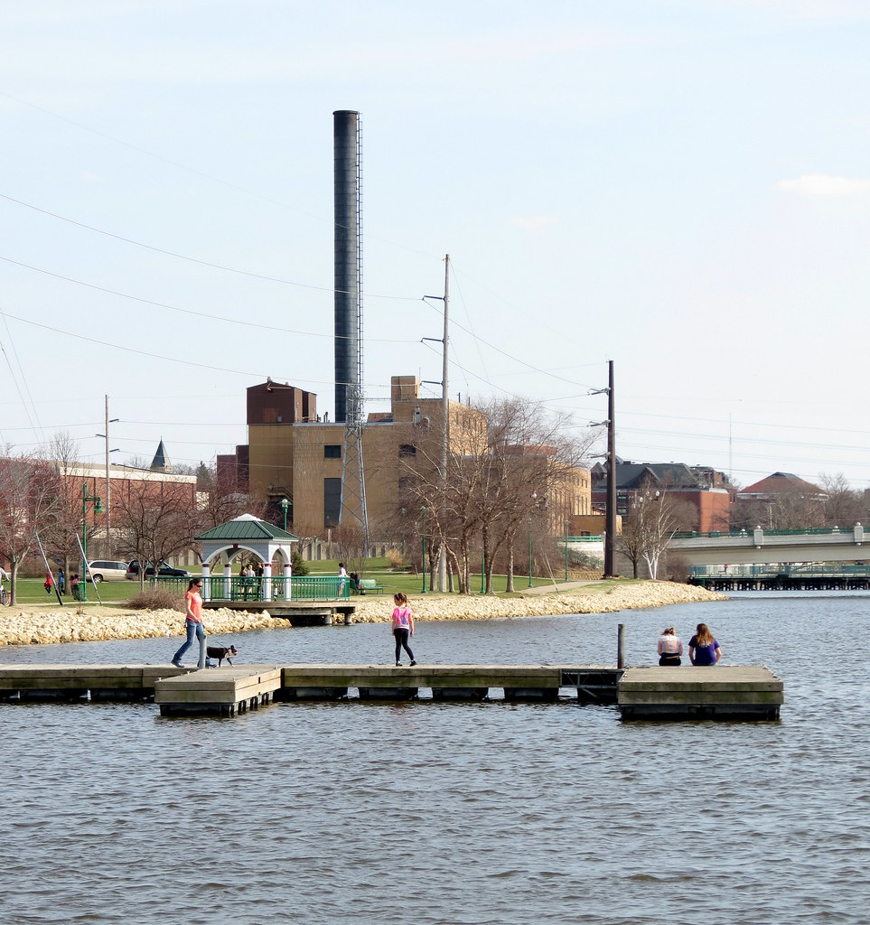 Docks on Lake Beloit Perfect Spring Day Easter Sunday, t… Flickr
