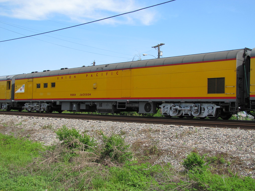 UPP 5818 "REED JACKSON" at Thrall, Texas The "Sherman Hill… Flickr