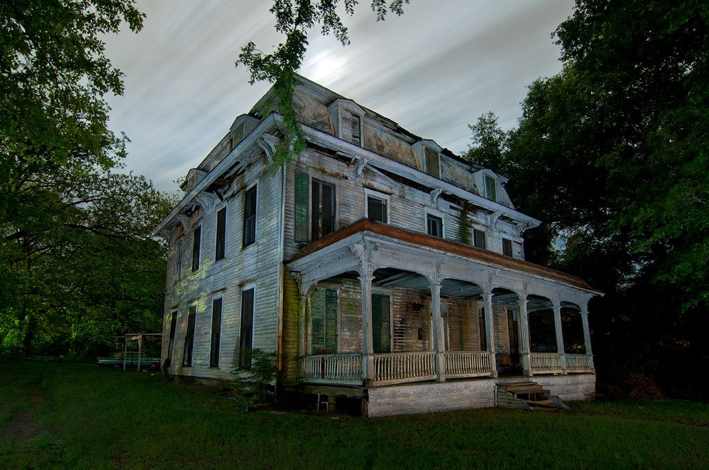 The Mayor's Mansion Abandoned home in Paris, Texas, report… Flickr
