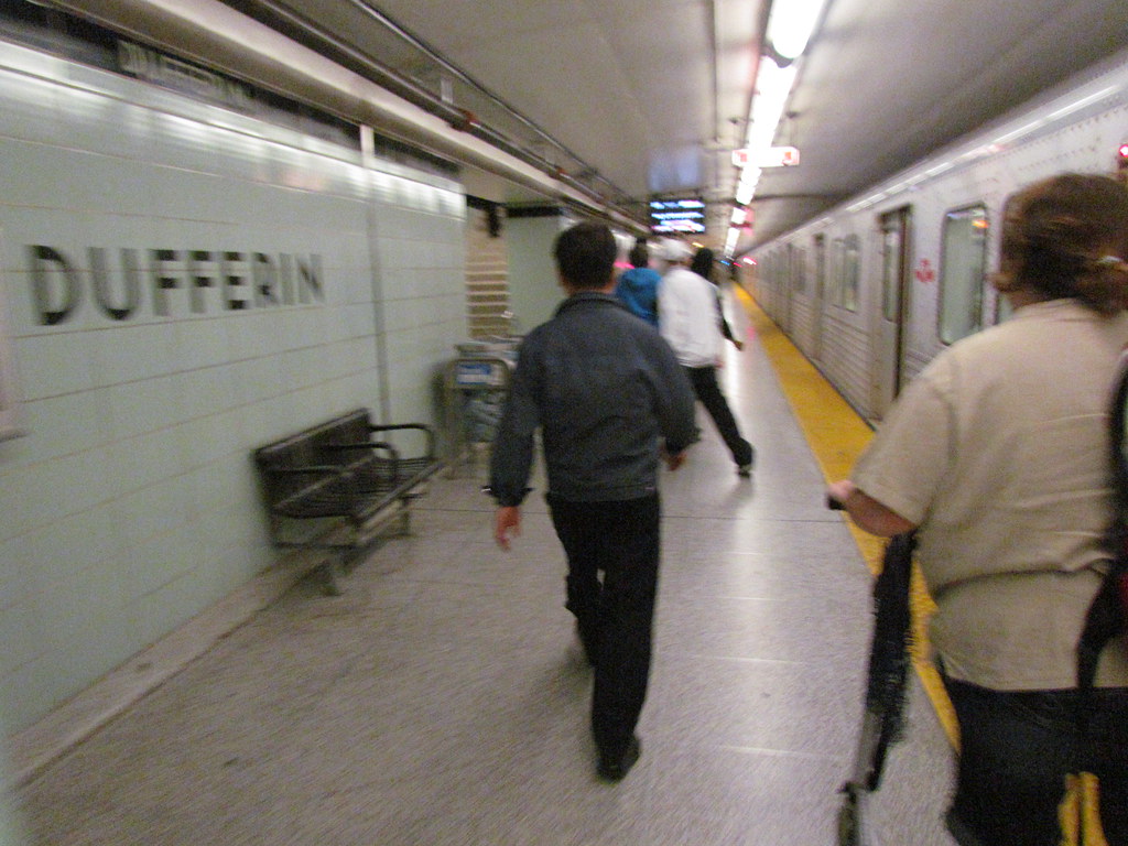 IMG_6277 Dufferin Station Andy Nystrom Flickr