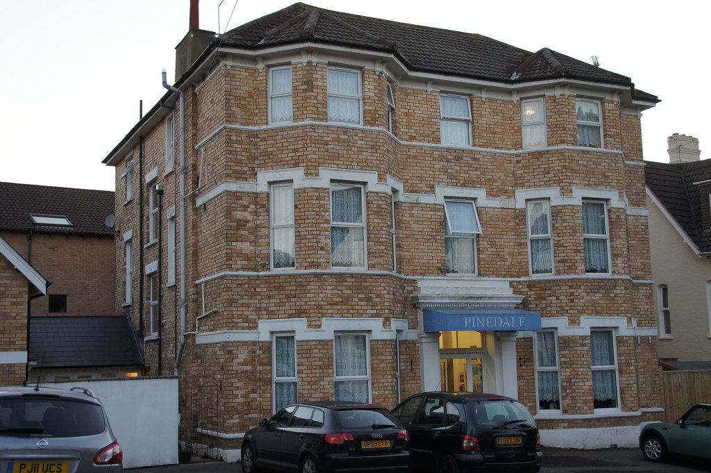 Pinedale Hotel (Moseley Dene), 40 Tregonwell Road, West Cl… Flickr