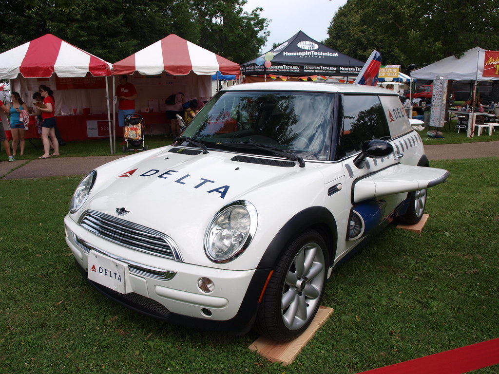 Delta's MINI Cooper Randy Stern Flickr