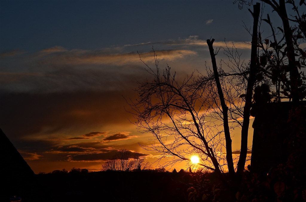 Sunset in Hitchin Taken on a Nikon D5100 and edited on iPh… Flickr