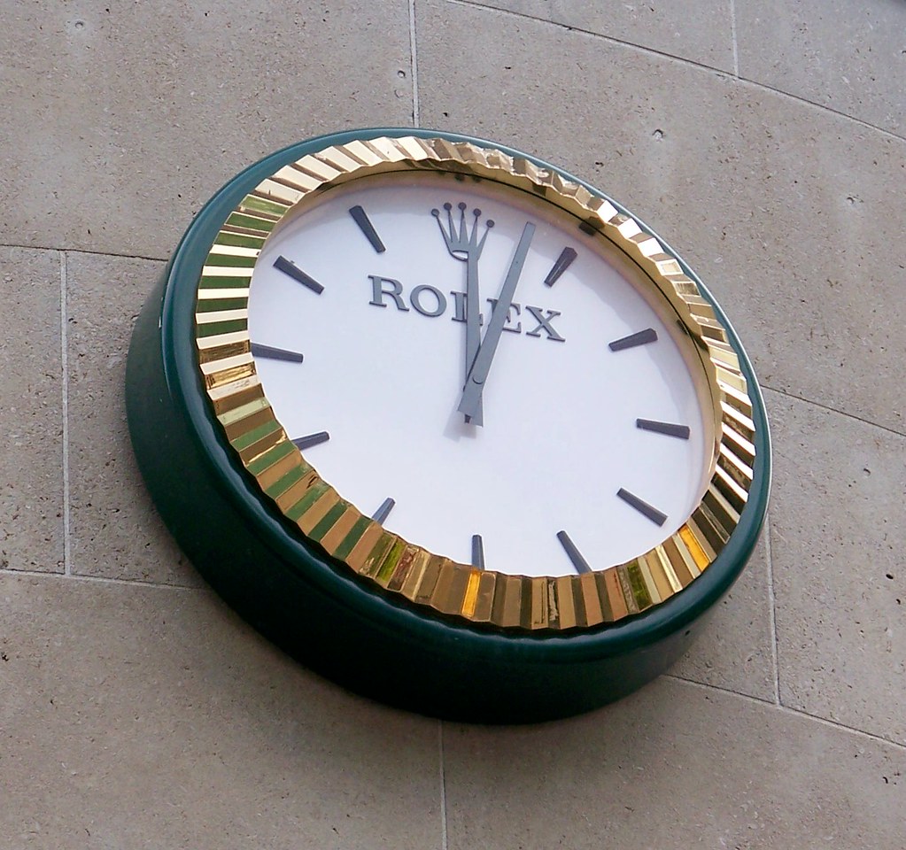Rolex clock Sparks Street Mall; Ottawa, Ontario. Will Flickr