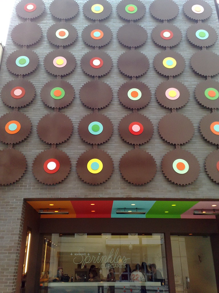 Sprinkles cupcake store Marit & Toomas Hinnosaar