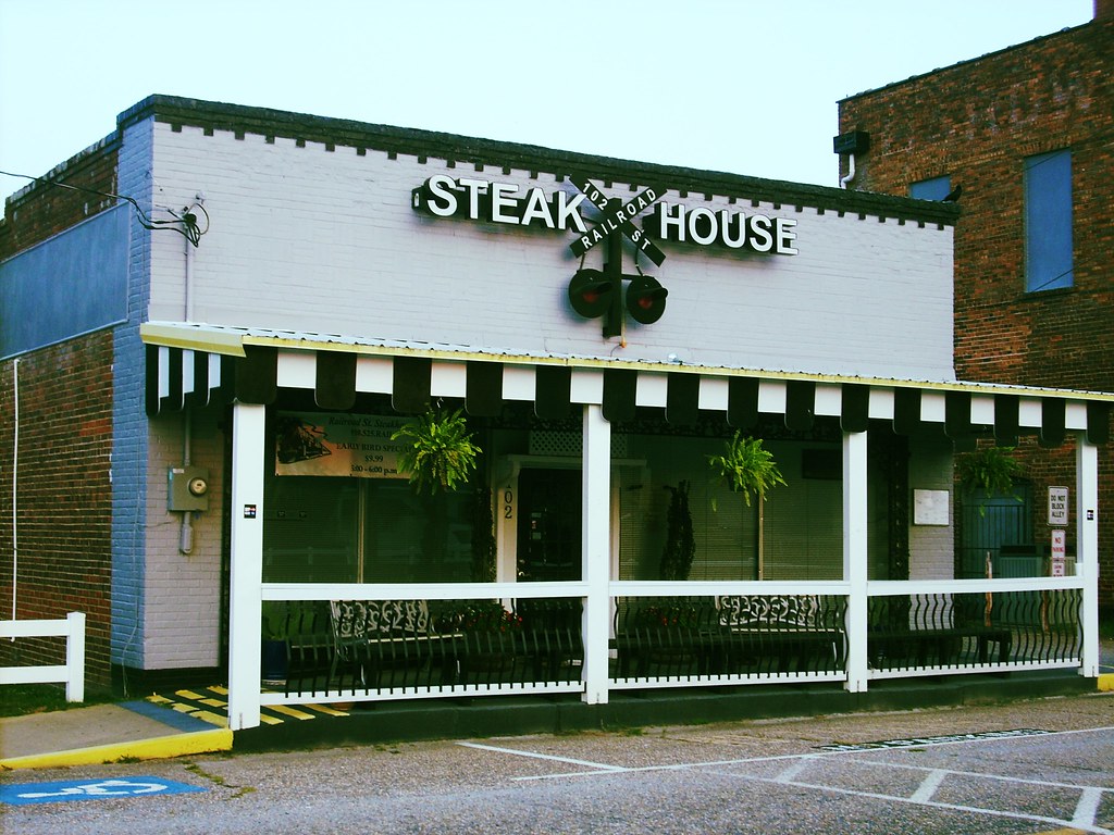 Railroad Street Steakhouse Railroad Street Steakhouse in R… Flickr