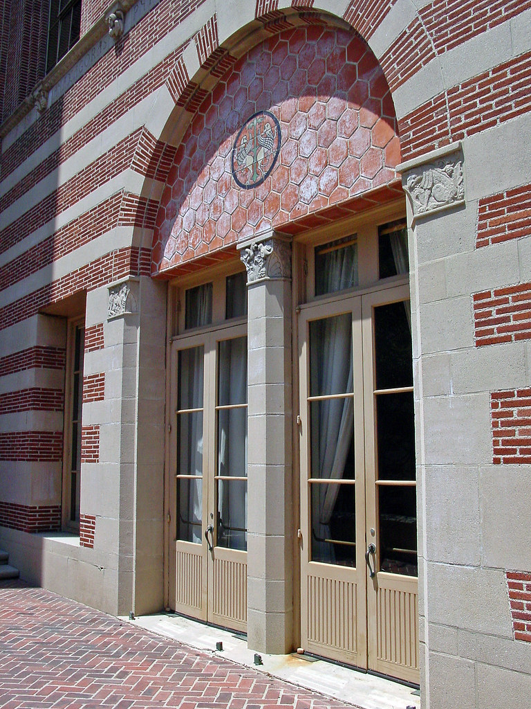 11e USC Seeley Withersmith Mudd Memorial Hall (E) Flickr