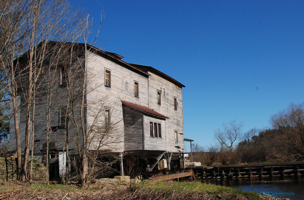 Smithville Flats Flour Mill. (Burned to the ground.) Flickr