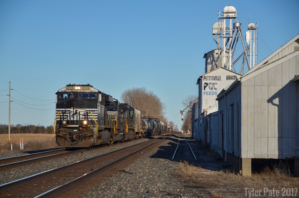 NS 35N Pettisville, Ohio NS 35N is finally on the move w… Flickr