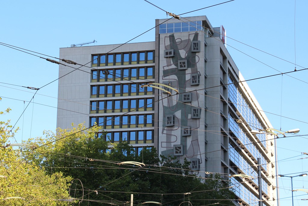 Rotterdam Central Post I BV Cool Delftseplein The stat… Flickr