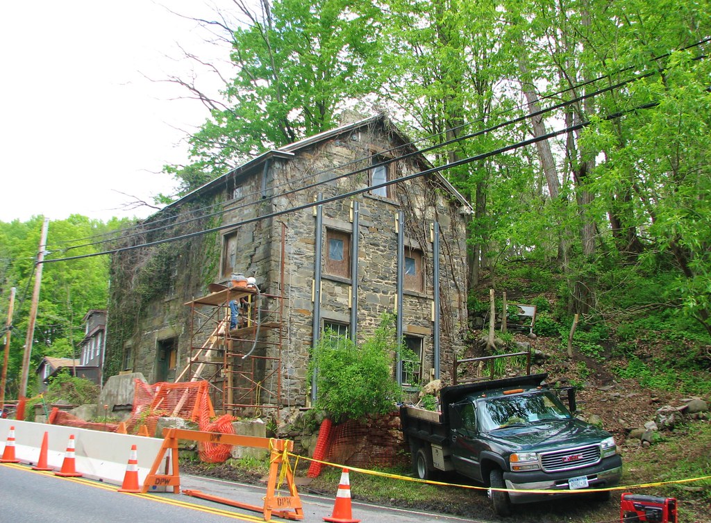 FIXING THE OLD BOOTH HOUSE IN MAY 2016 Built in the 1770's… Flickr