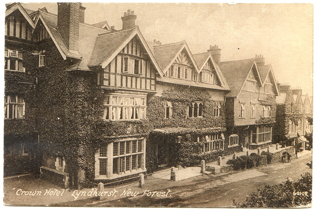 Crown (Manor House) Hotel, 9 High Street, Lyndhurst, Hampshire Flickr