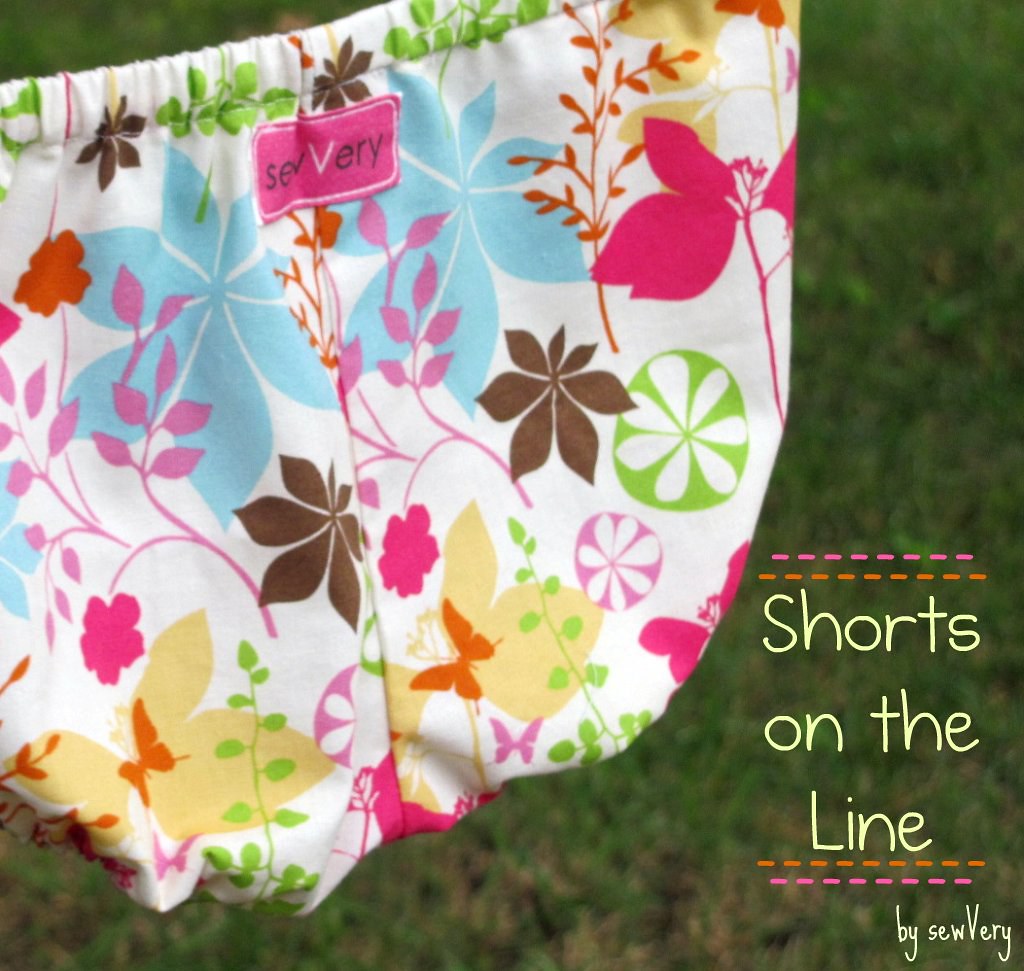 Baby Bloomers Baby bloomers I made for a very late baby gi… Flickr