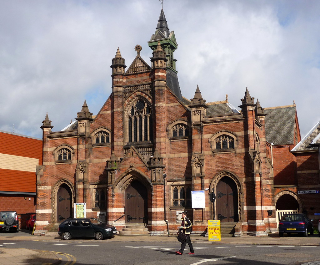 United Reformed Church_Chapel Street_Nuneaton_Jun12 Flickr