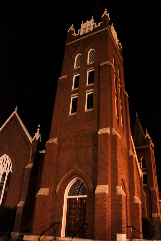 KELLY LARSON_ARCH_HAY STREET UNITED METHODIST 2 Capture Cu… Flickr