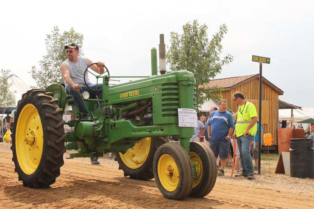 IMG_3573 2013 Edgar, Wisconsin Steam Engine and Antique Tr… Flickr