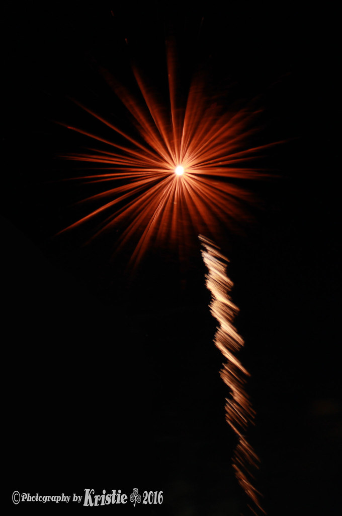 Fireworks Slow Shutter July 4th Fireworks in La Crosse WI … Flickr