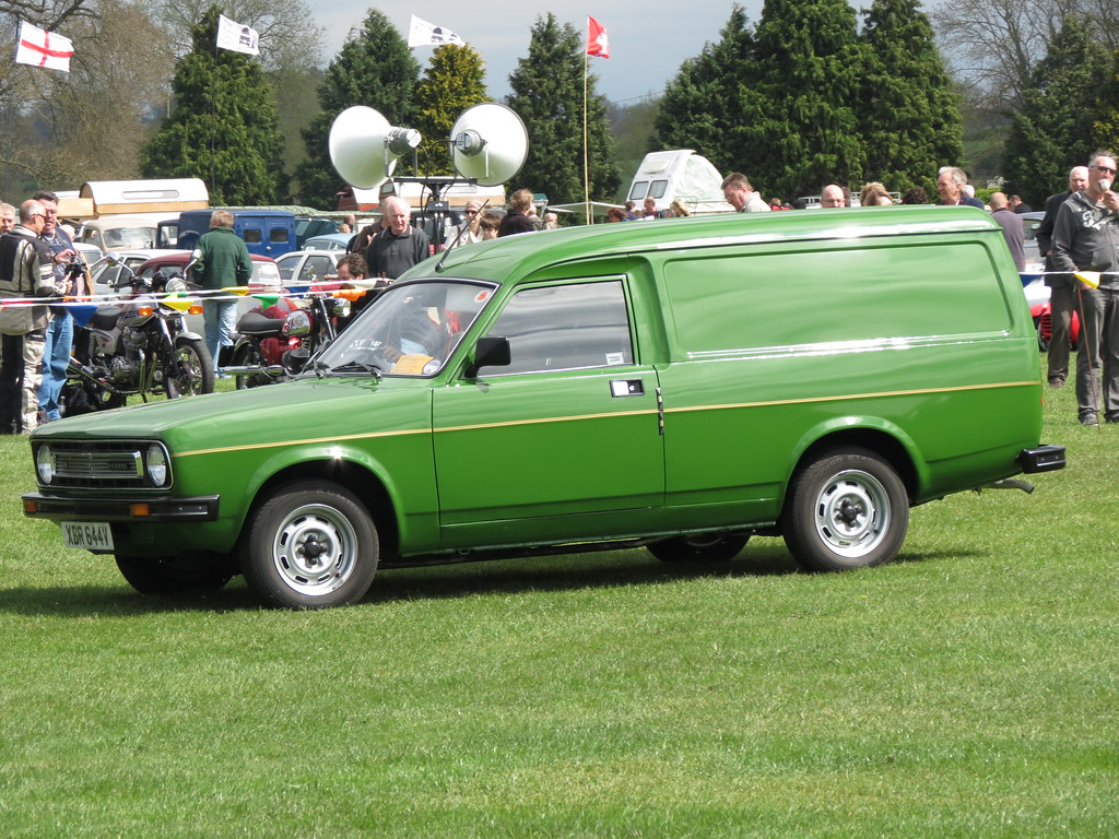 RIPON CLASSIC CAR SHOW 2013 343 MARINA VAN RON1EEY Flickr