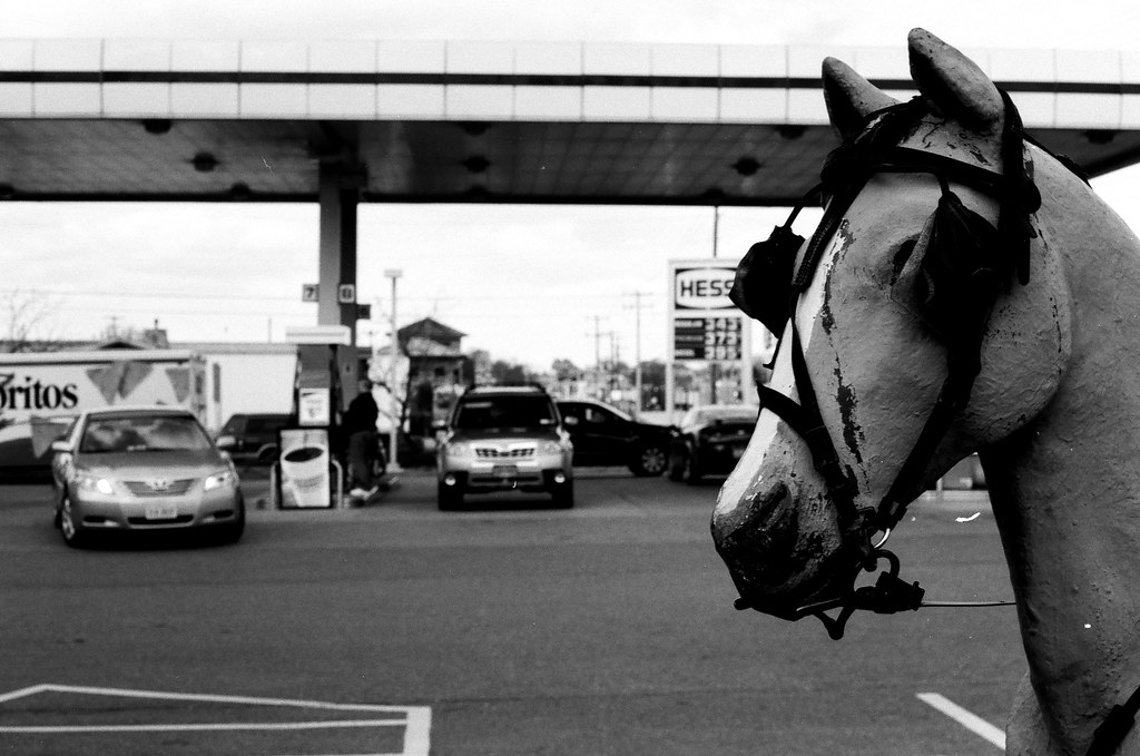 Amish country Hess gas station, Strasburg, Pennsylvania. F… Flickr