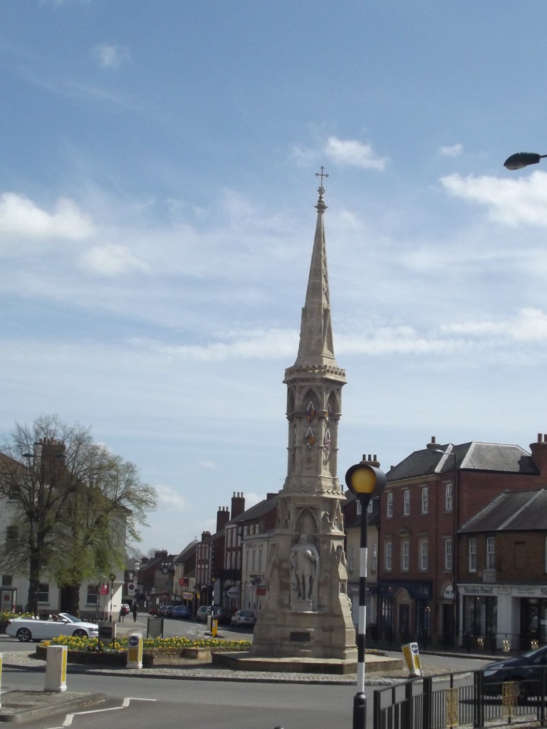 Banbury Cross West Bar Street, Banbury statue of Flickr