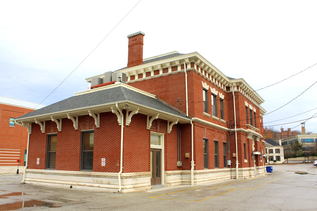 Frankfort, KY Union Station This station was built by the … Flickr