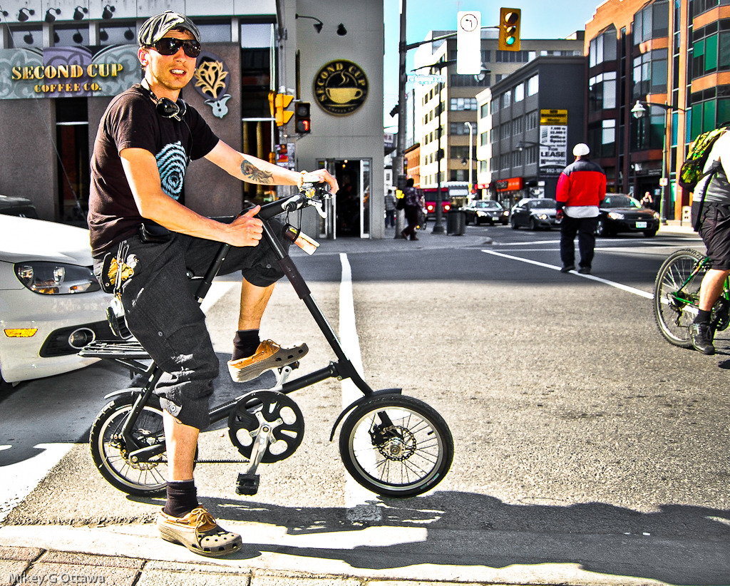 Folding Compact Bike Ottawa 05 13 Here's this foldable F… Flickr