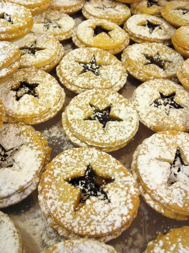 Mince pies for Fetcham Park Mince pies for Fetcham Park, P… Flickr