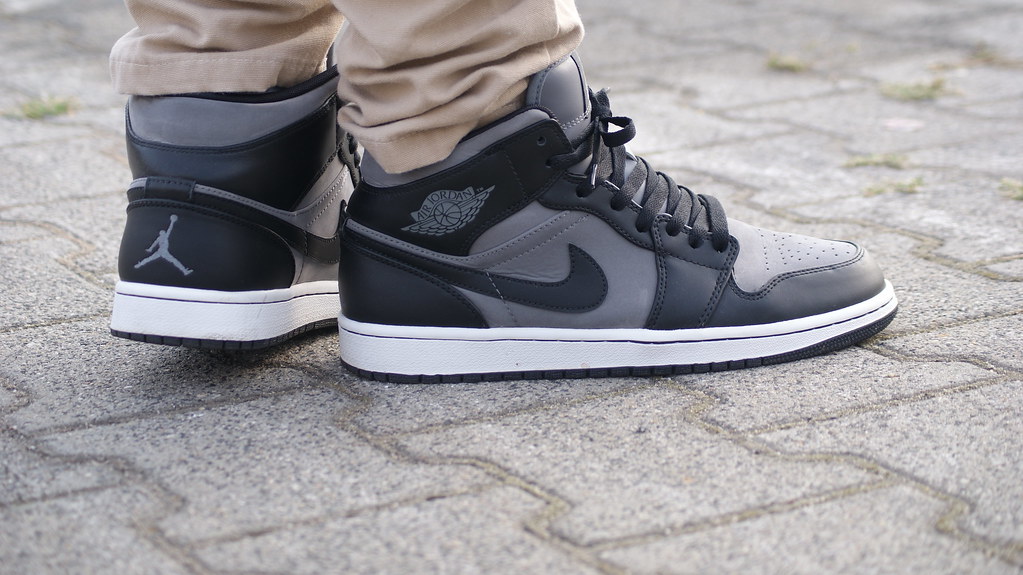 Nike Air Jordan 1 "Cool Grey" by Dominik Was Kendrik _Lemur Flickr