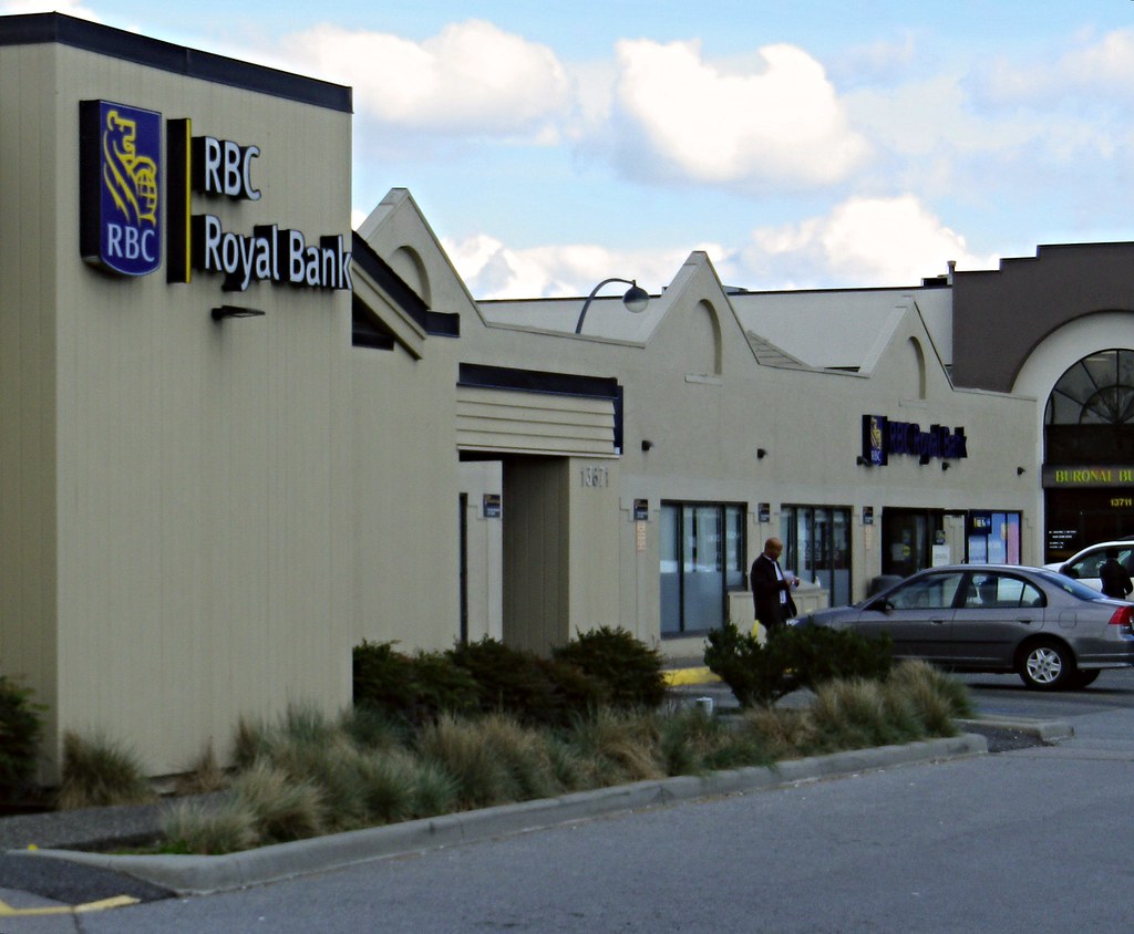 Sry15c60 Newton Branch RBC Royal Bank Branch of RBC Royal … Flickr