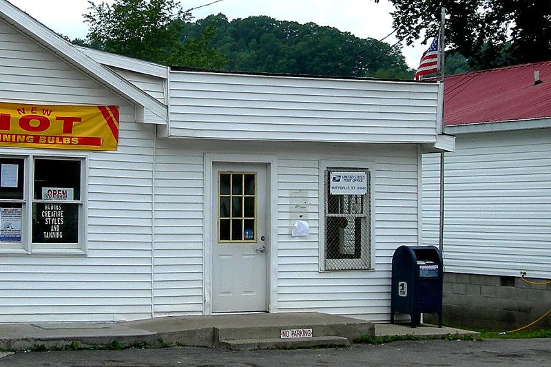 Hueysville, KY post office Floyd County. Photo by J Emerso… Flickr